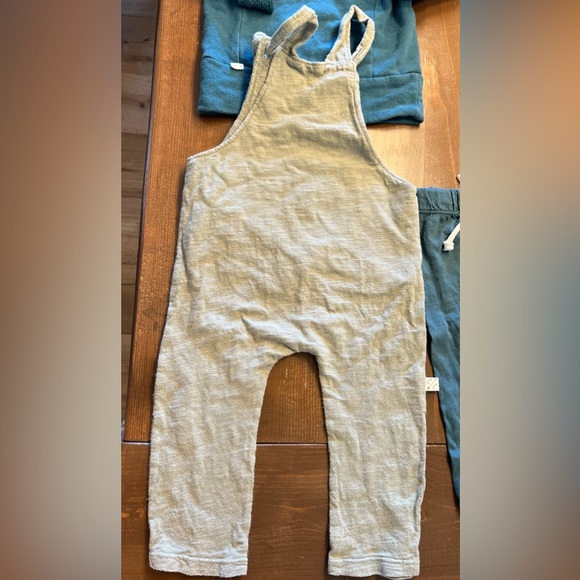 Childhoods Clothing 6-12 Mo Bundle - Picture 10 of 10